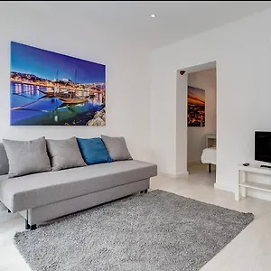 Santos Classic By Homing Appartement