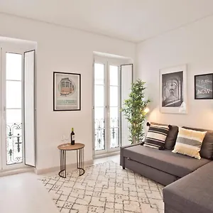 Apartment Bmyguest - Bica River View, Lisbon